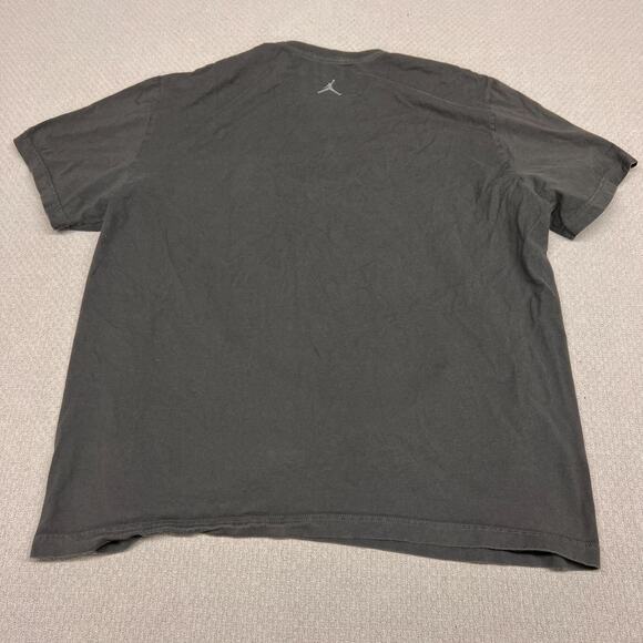 Air Jordan Jumpman Shirt Mens XXL Dark Gray Graphic Tee Basketball NBA Casual - Picture 2 of 7